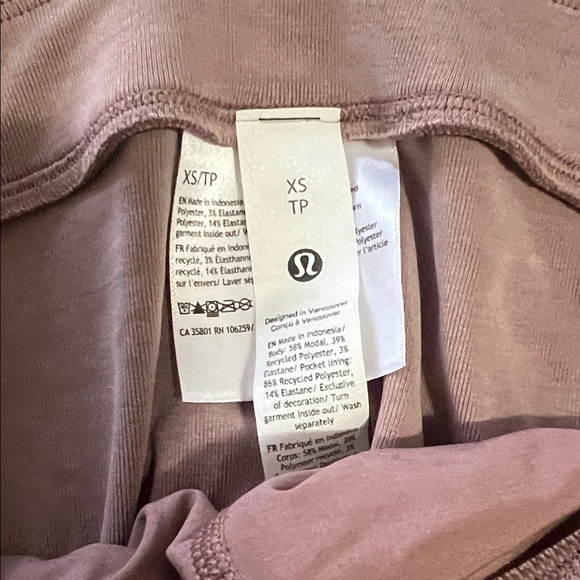 lululemon flare pants - Picture 5 of 9